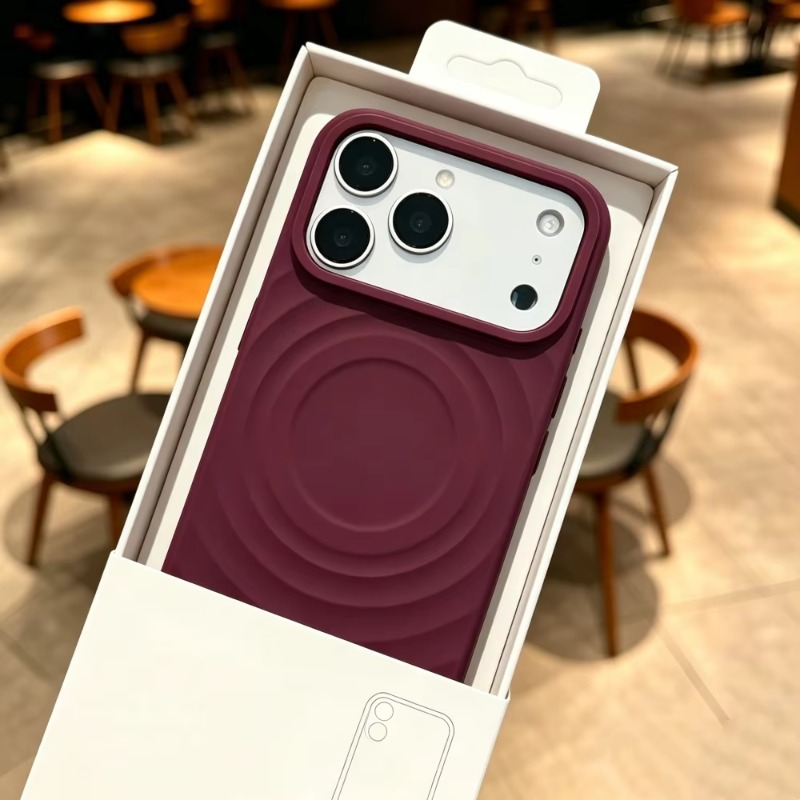 Liquid Silicone Magnetic Phone Case - iPhone 18、17、16、15、14 Pro Max用、マグセーフ対応、水紋模様の液状シリコン製、耐衝撃性、キャンディカラー、マット仕上げのソフトケース。